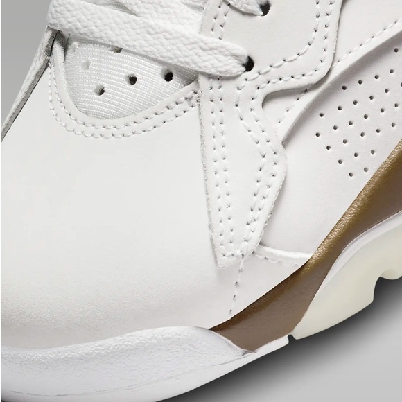 Jordan Women’s Shoes - Picture 7 of 8